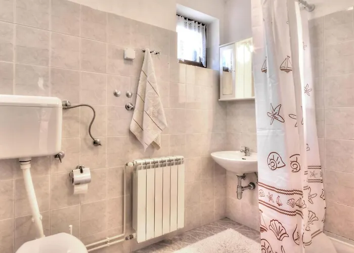 In Mit Grill By Interhome * Baška