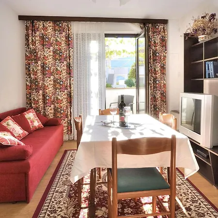 Apartmán In Mit Grill By Interhome