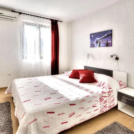 Apartament In Mit Grill By Interhome Baška